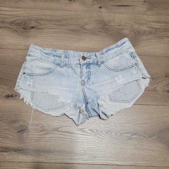 Billabong Shorts Womens 5 Blue Laneway Denim Jean Distressed Cut Off Classiccore - Picture 2 of 6